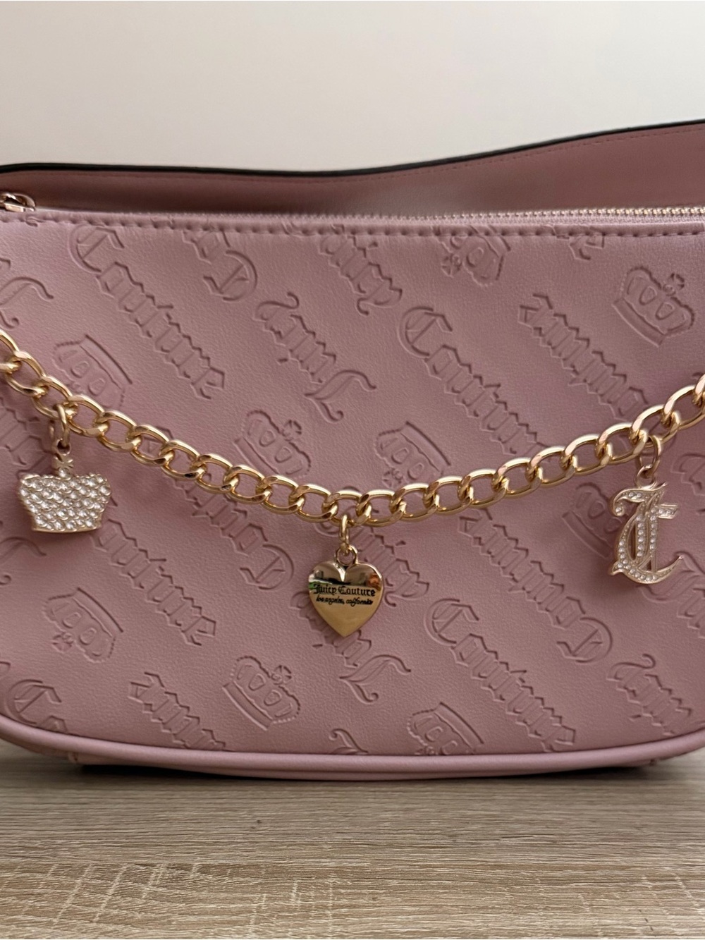 Pink Embossed Chain Charm Women’s Crossbody Bag - Picture 2 of 7